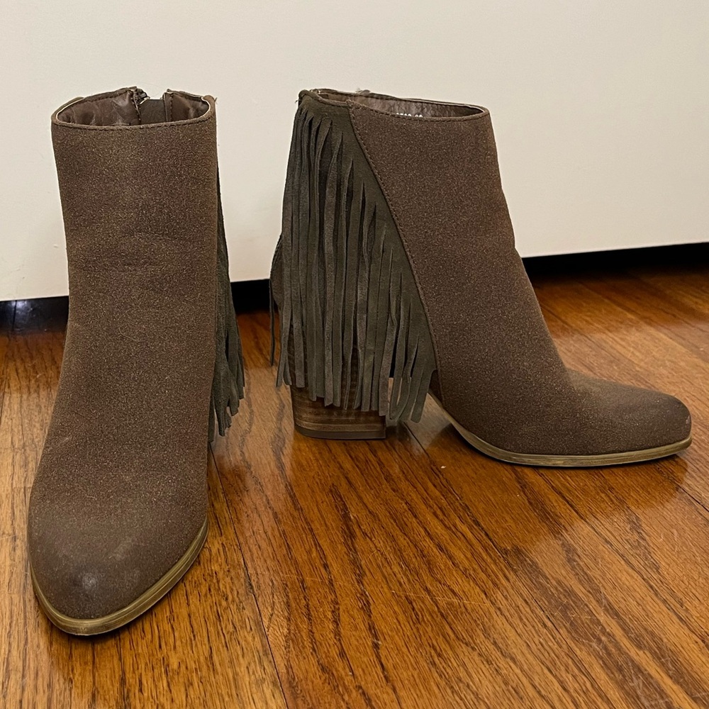 Worn Once! Cathy Jean Taupe Fringe Bootie Heels with Zip Up Back